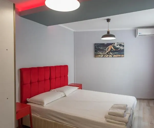Deluxe Two-Bedroom Apartment