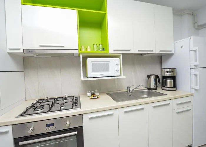 Deluxe One-Bedroom Apartment